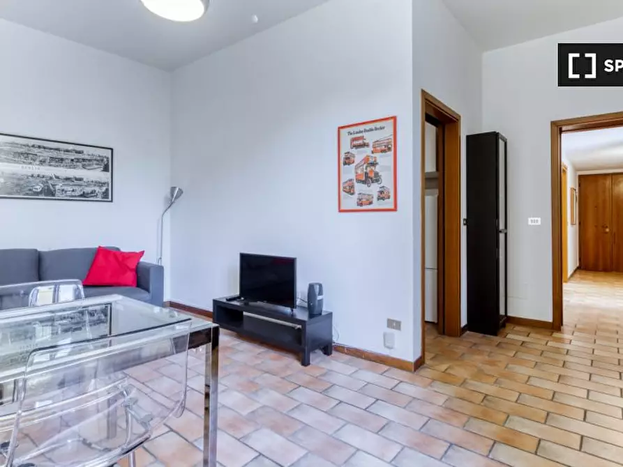 Immagine 2 di Appartamento in affitto  in Via Castiglione a Bologna
