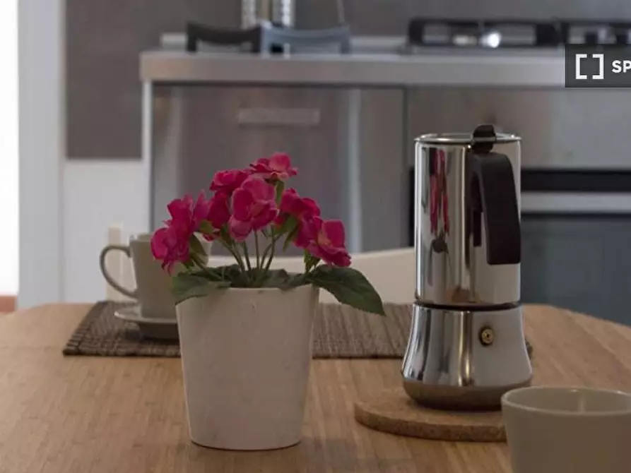 Immagine 11 di Camera condivisa in affitto  in Via Salvatore Barzilai a Milano