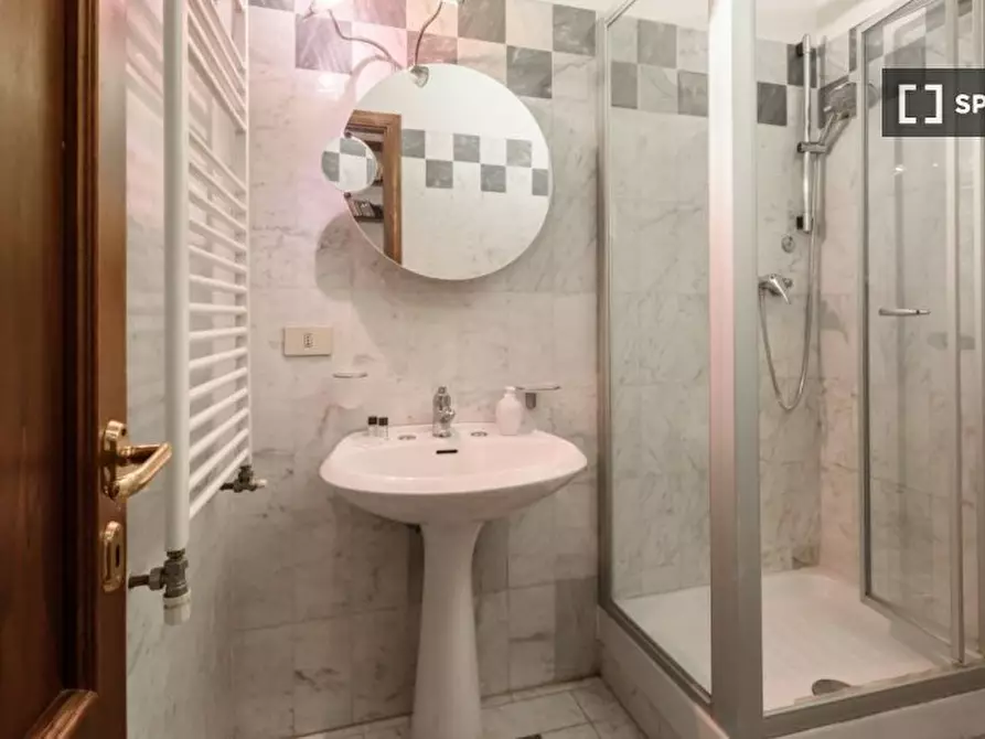 Immagine 2 di Appartamento in affitto  in Borgo S. Frediano a Firenze