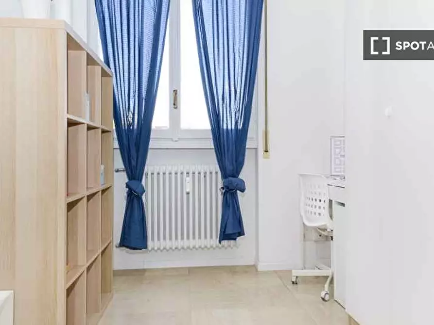 Immagine 7 di Camera condivisa in affitto  in Via Sulmona a Milano