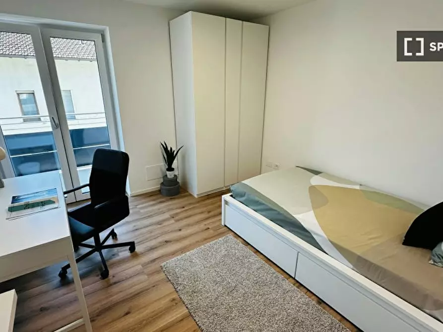 Immagine 2 di Camera condivisa in affitto  in per Cognola a Trento