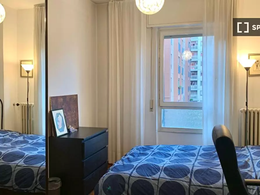 Immagine 1 di Camera condivisa in affitto  in Via Enrico Falck a Milano