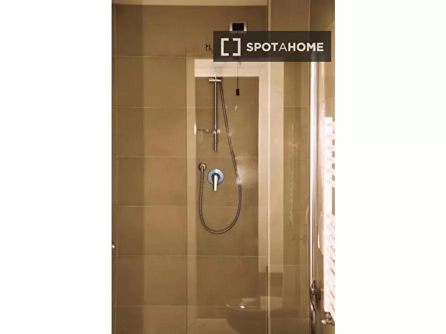 Immagine 5 di Appartamento in affitto  in Via S. Marco a Milano