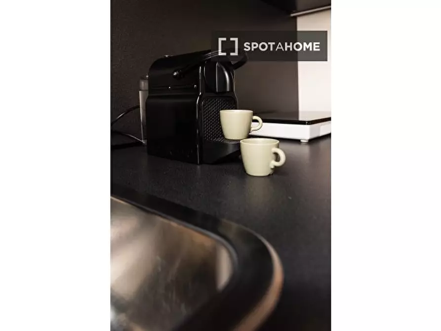 Immagine 15 di Appartamento in affitto  in Via Anfiteatro a Milano