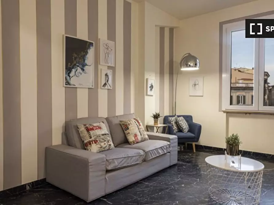 Immagine 3 di Appartamento in affitto  in Via dell' Oriuolo a Firenze