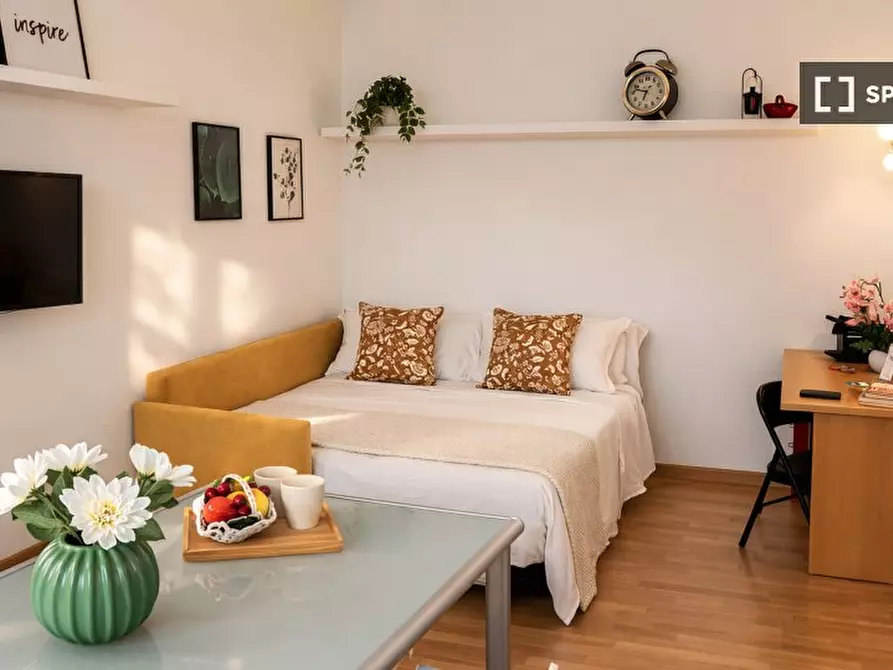 Immagine 13 di Ufficio in affitto  in Via Giovanni Battista Pergolesi a Milano