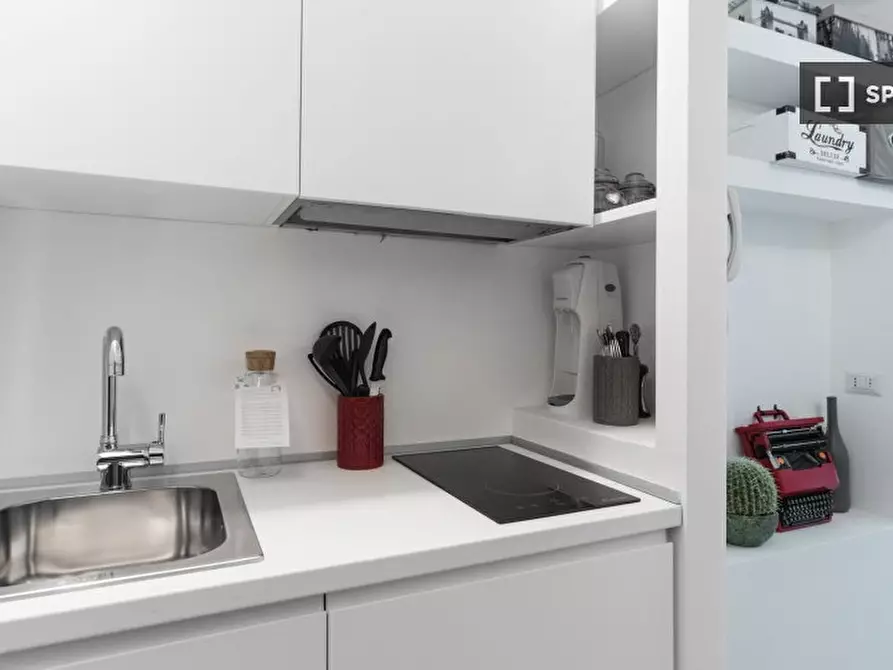 Immagine 9 di Appartamento in affitto  in Via Raffaello Sanzio a Milano