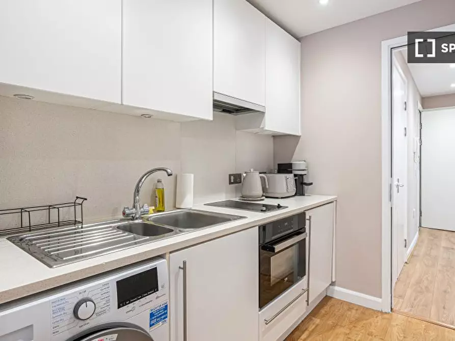 Immagine 11 di Appartamento in affitto  in Shand St a Camberwell