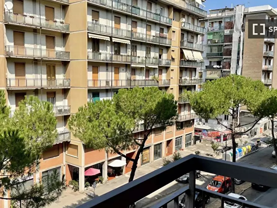 Immagine 8 di Camera condivisa in affitto  in VIA CADUTI DI CEFALONIA a Firenze