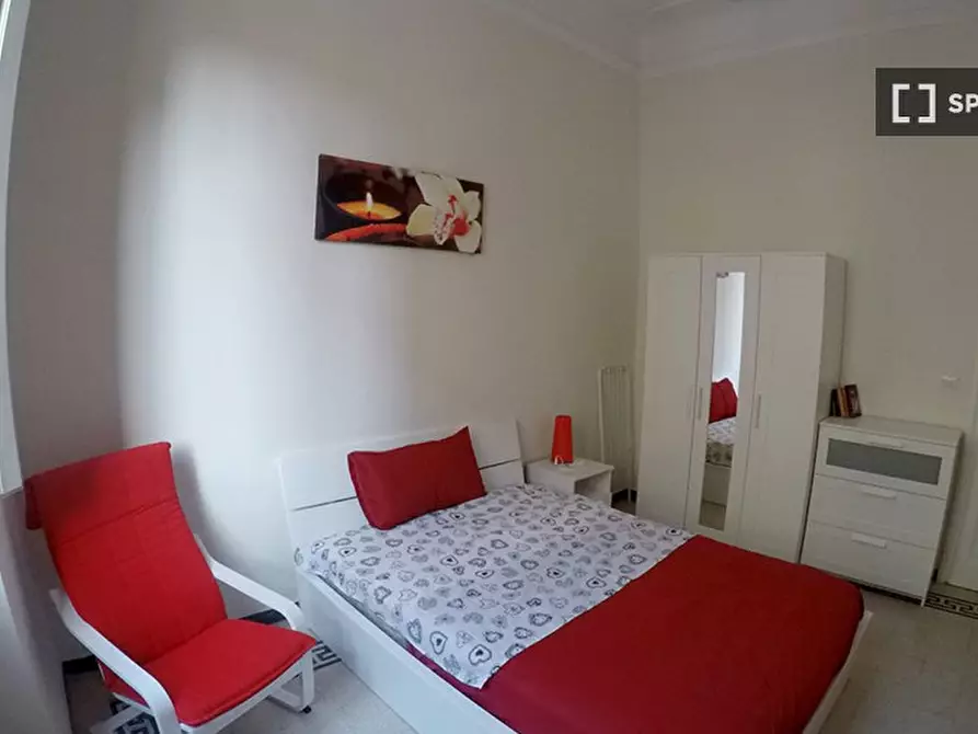 Immagine 6 di Camera condivisa in affitto  in Via della Cernaia a Firenze