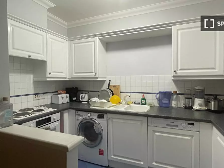 Immagine 3 di Camera condivisa in affitto  in Medway St a 