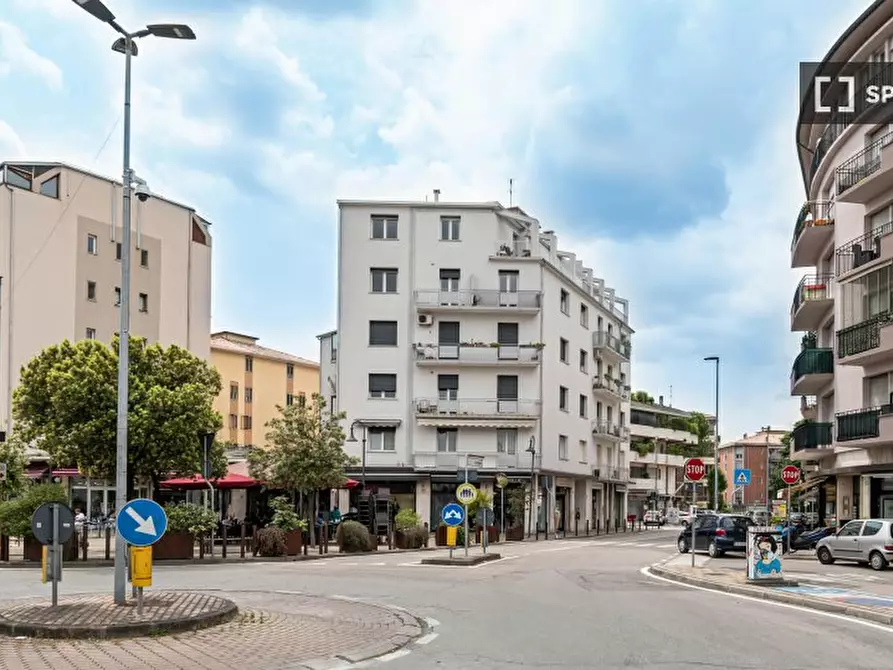 Immagine 12 di Camera condivisa in affitto  in Via Curzola a Padova