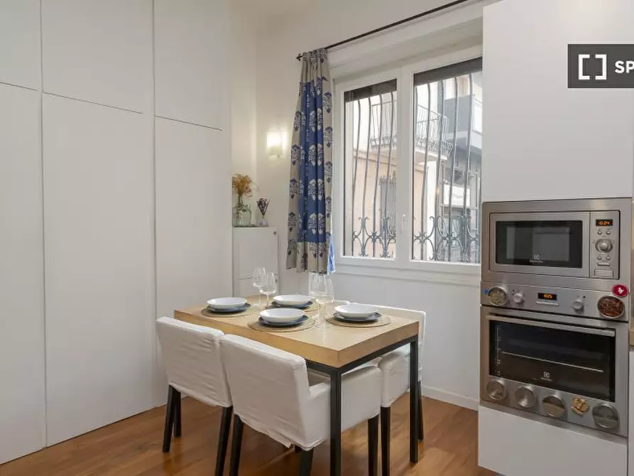 Immagine 11 di Ufficio in affitto  in Via Edmondo de Amicis a Milano