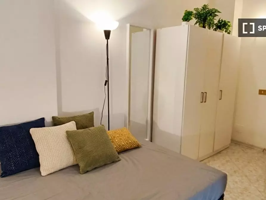 Immagine 1 di Camera condivisa in affitto  in Via Giulio Aristide Sartorio, 00147 Roma RM, Italy a Roma