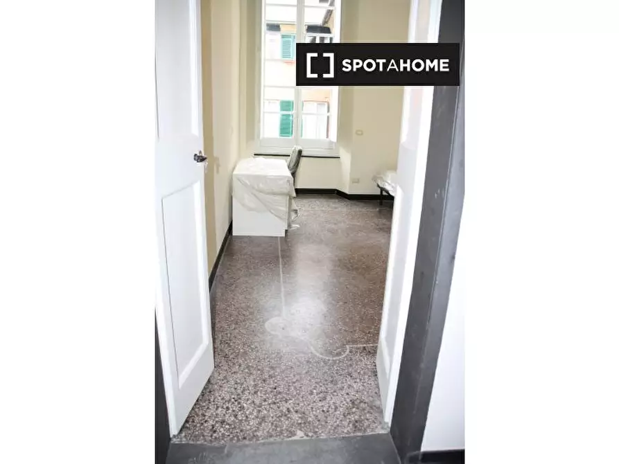 Immagine 6 di Camera condivisa in affitto  in Piazza del Campo a Genova