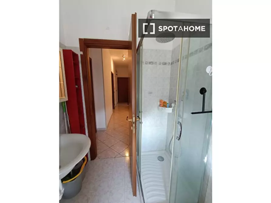Immagine 14 di Camera condivisa in affitto  in Via Lombardia a Pioltello