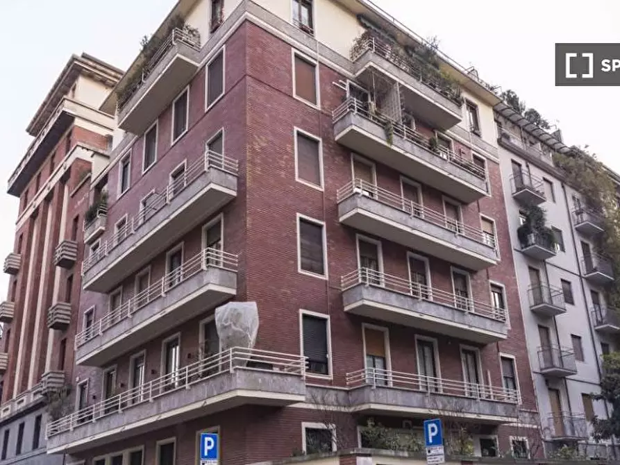 Immagine 18 di Camera condivisa in affitto  in Via Giulio Tarra a Milano