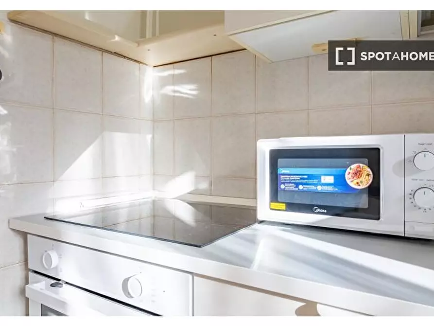 Immagine 13 di Camera condivisa in affitto  in Via Eugenio Donadoni a Milano