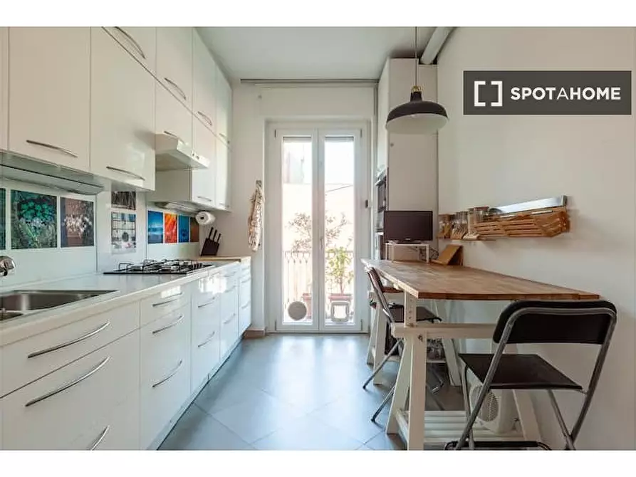 Immagine 10 di Appartamento in affitto  in Via Friuli a Milano