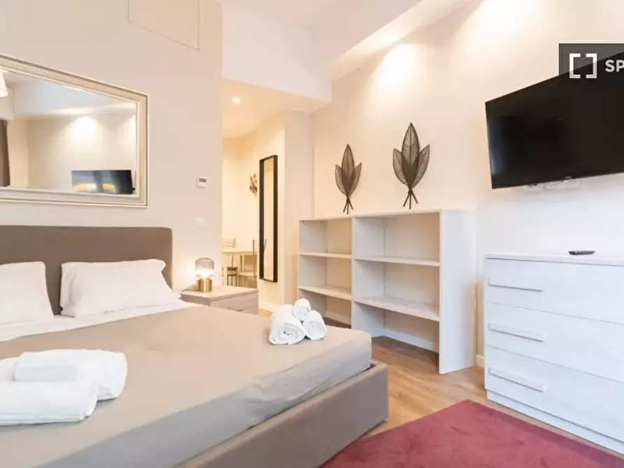 Immagine 6 di Appartamento in affitto  in Via Santa Maria Valle a Milano