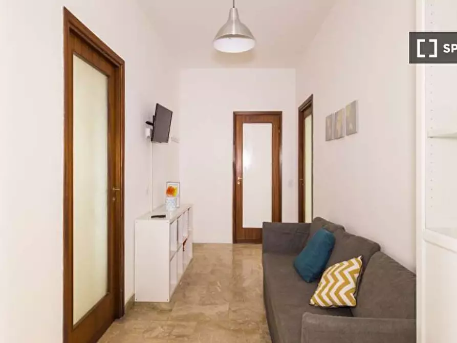 Immagine 13 di Camera condivisa in affitto  in Via Caproni a Milano