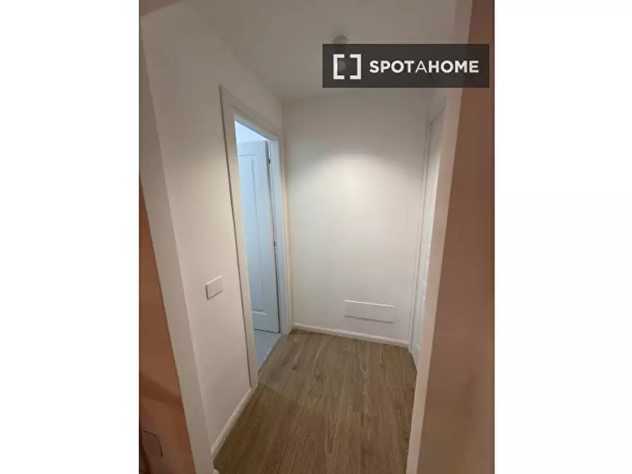 Immagine 5 di Ufficio in affitto  in Via Angiolo Cassioli a Roma