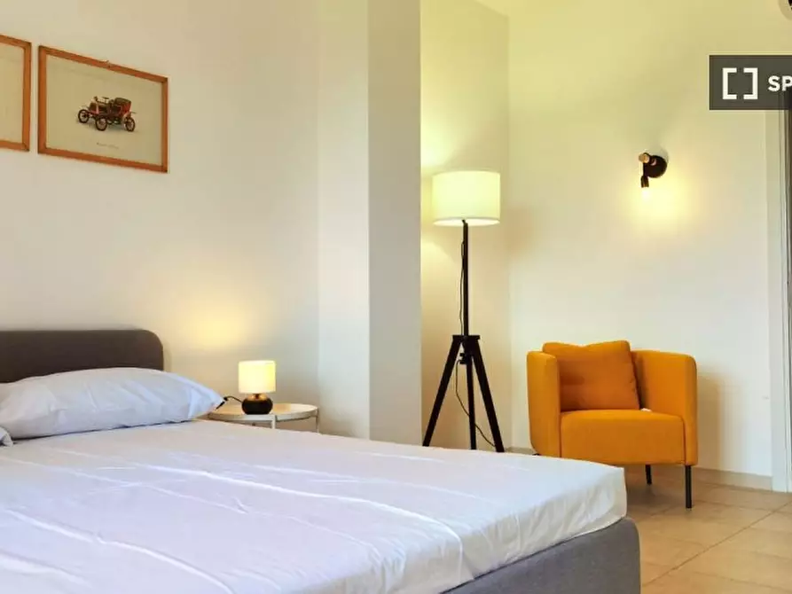 Immagine 18 di Appartamento in affitto  in angolo Piazza Carbonari a Milano