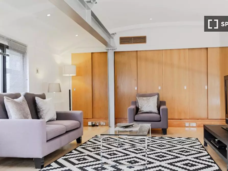 Immagine 15 di Appartamento in affitto  in Monument St a 