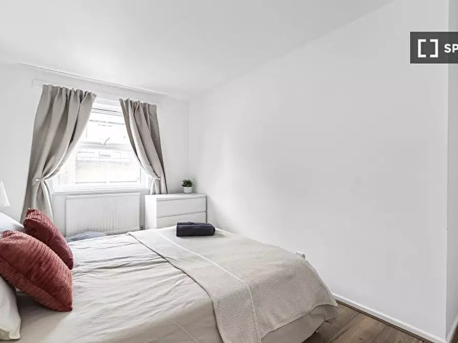 Immagine 18 di Appartamento in affitto  in Samuel Cl a Hackney