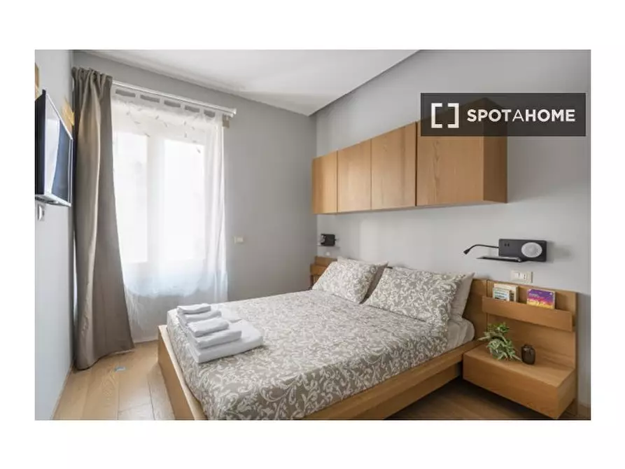 Immagine 7 di Appartamento in affitto  in Via Edoardo Jenner a Roma