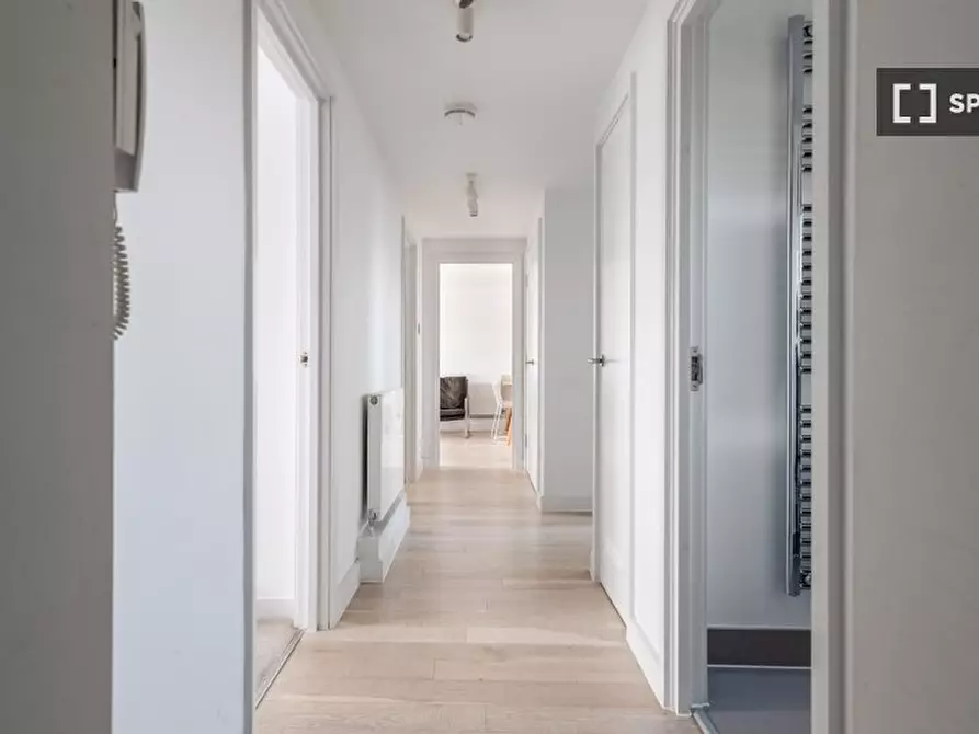 Immagine 13 di Appartamento in affitto  in Flat a 