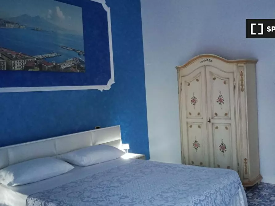 Immagine 18 di Camera condivisa in affitto  in Via Cosenza a Napoli