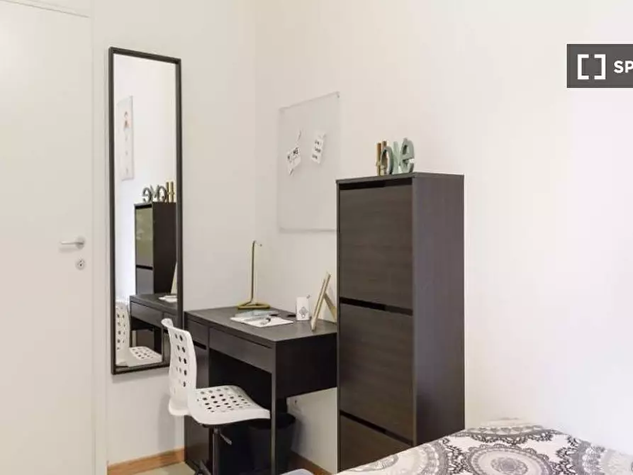 Immagine 4 di Camera condivisa in affitto  in Via Salvatore Barzilai Milan a Milano