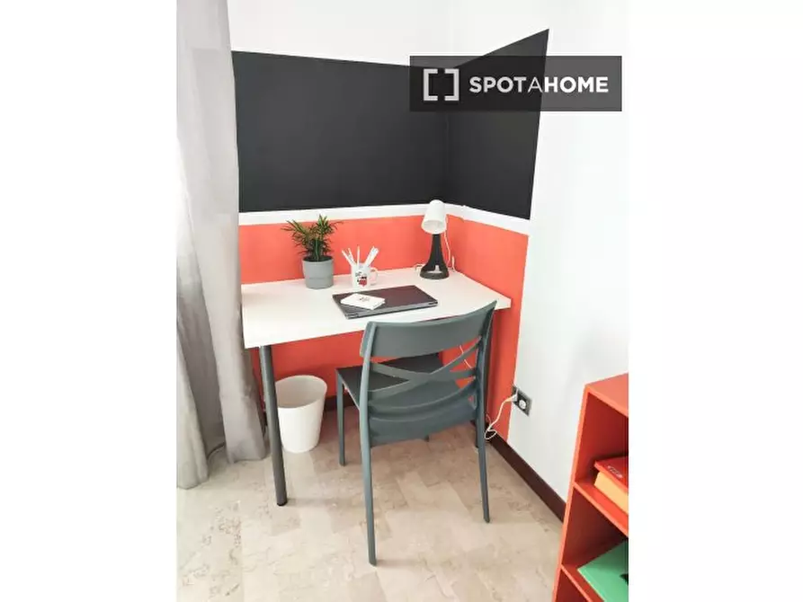 Immagine 2 di Camera condivisa in affitto  in Della Barca a Bologna