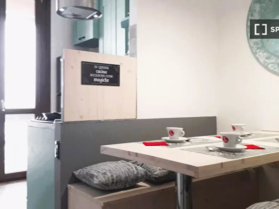 Immagine 1 di Appartamento in affitto  in Viale Francesco Redi a Firenze