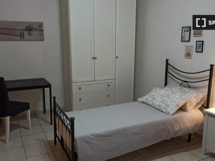 Immagine 3 di Camera condivisa in affitto  in Via Fraconalto a Roma