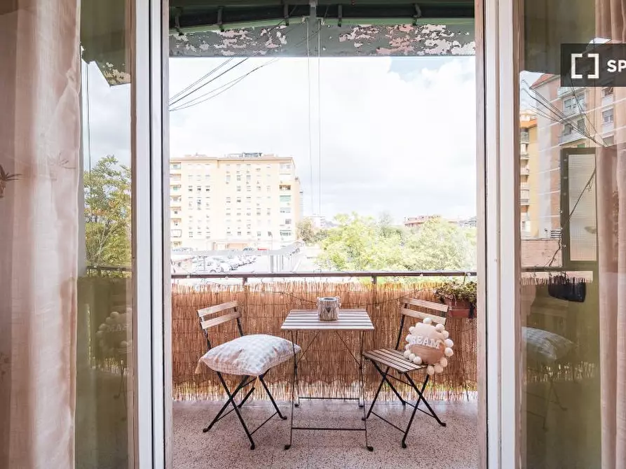 Immagine 4 di Appartamento in affitto  in Via Albert Einstein a Roma