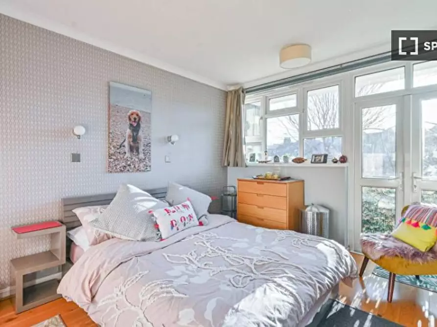 Immagine 18 di Appartamento in affitto  in Greenwich High Rd a Greenwich