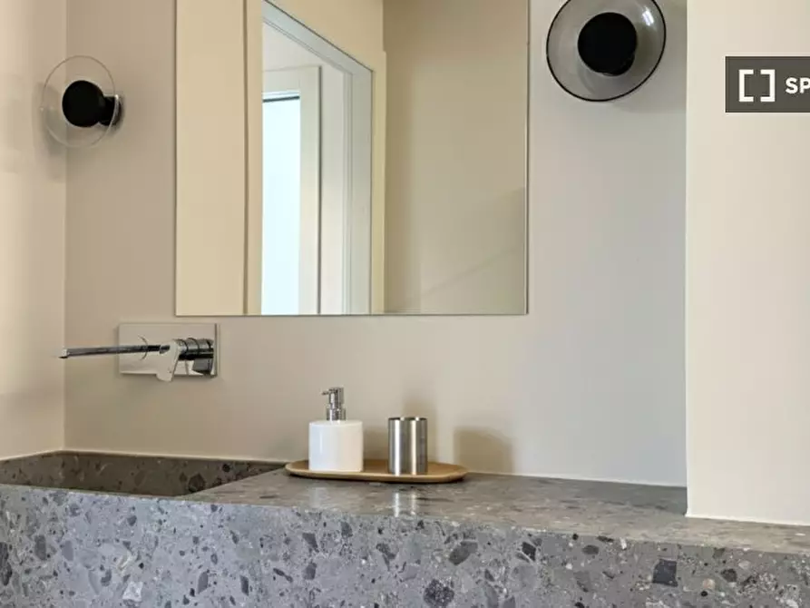 Immagine 14 di Appartamento in affitto  in Via Nino Bixio a Milano