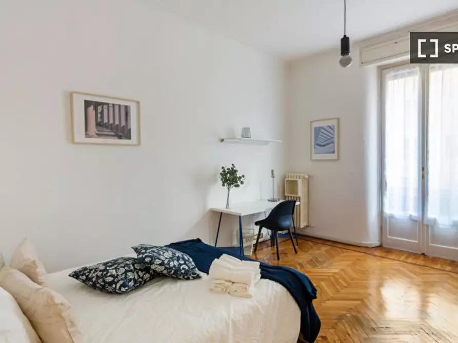 Immagine 1 di Camera condivisa in affitto  in Via Raimondo Franchetti a Milano