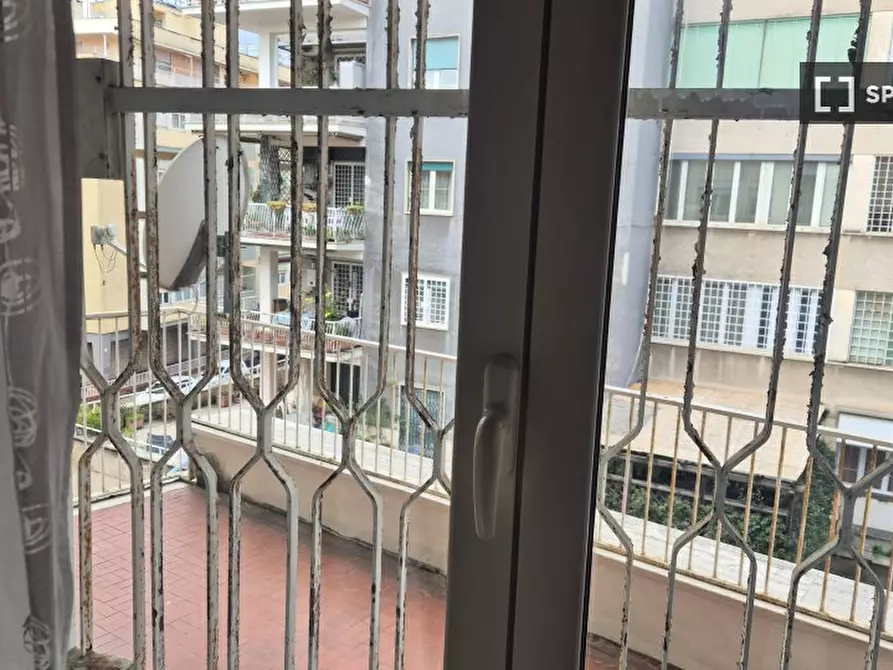 Immagine 5 di Camera condivisa in affitto  in Via Franco Lucchini a Roma