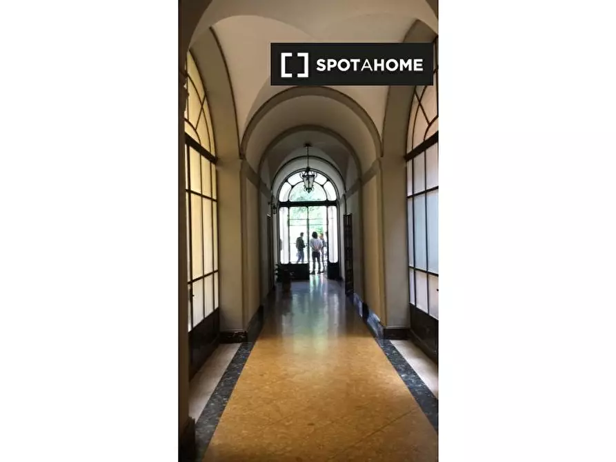 Immagine 2 di Ufficio in affitto  in Via Zamboni a Bologna