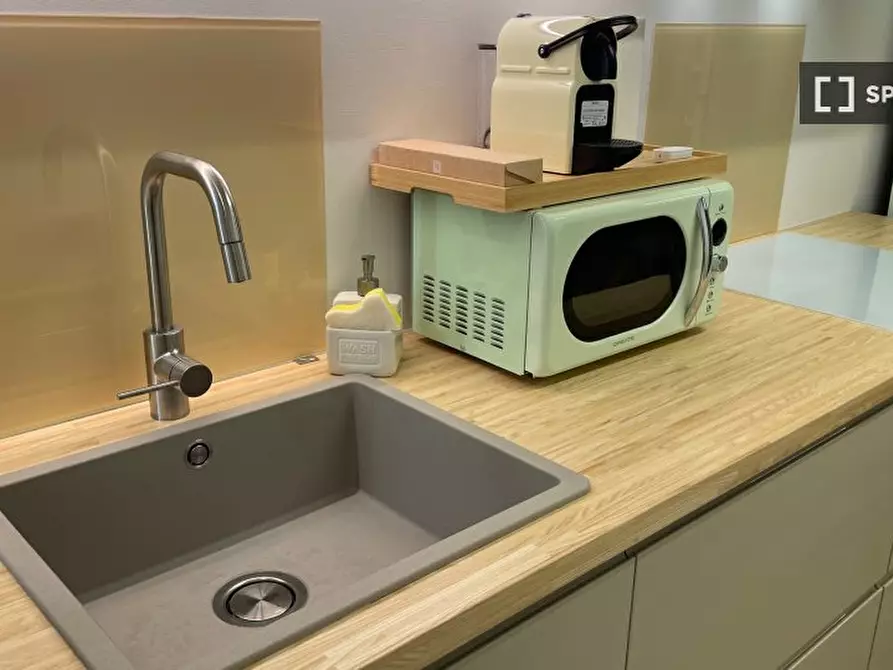 Immagine 18 di Ufficio in affitto  in Via Mascarella a Bologna