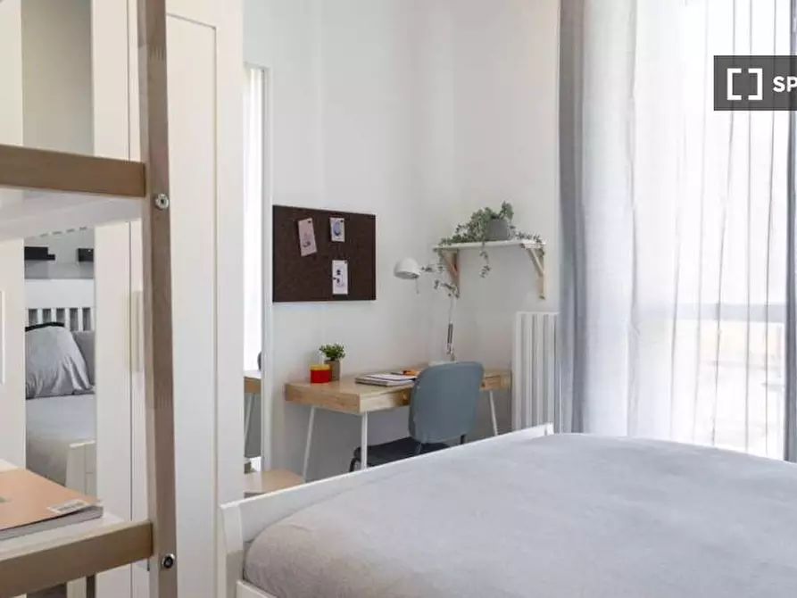 Immagine 3 di Camera condivisa in affitto  in Via Gian Rinaldo Carli a Milano