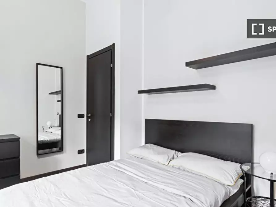 Immagine 19 di Camera condivisa in affitto  in Via Giuseppe Massarenti a Milano