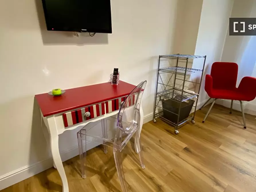 Immagine 19 di Appartamento in affitto  in Via dell'Aquila Reale a Roma