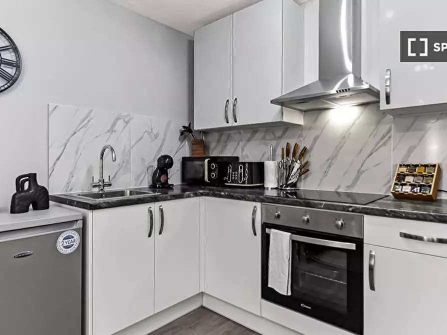 Immagine 14 di Appartamento in affitto  in St Ann's Rd a Tottenham