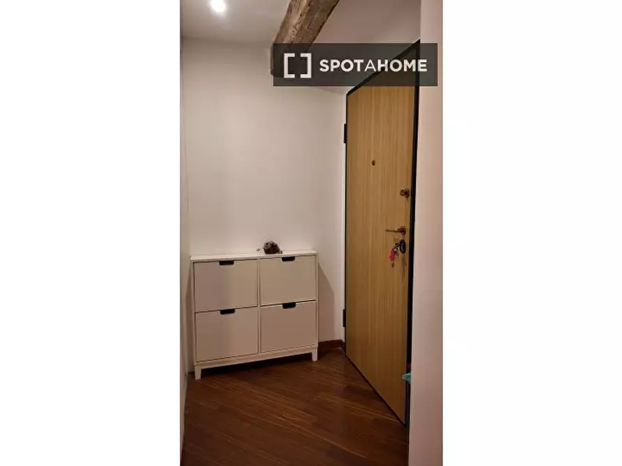 Immagine 6 di Appartamento in affitto  in Via della Reginella a Roma