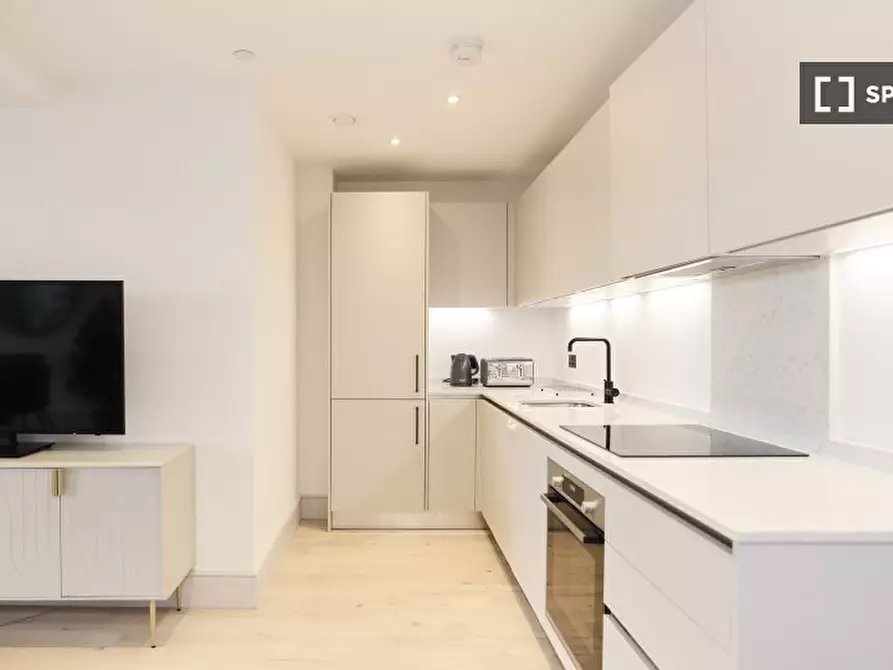 Immagine 12 di Appartamento in affitto  in Station Rd a Merton