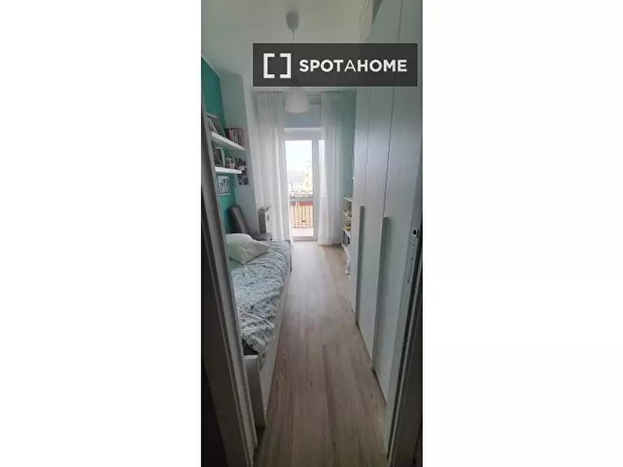Immagine 2 di Camera condivisa in affitto  in Via Ponte Vecchio a Milano